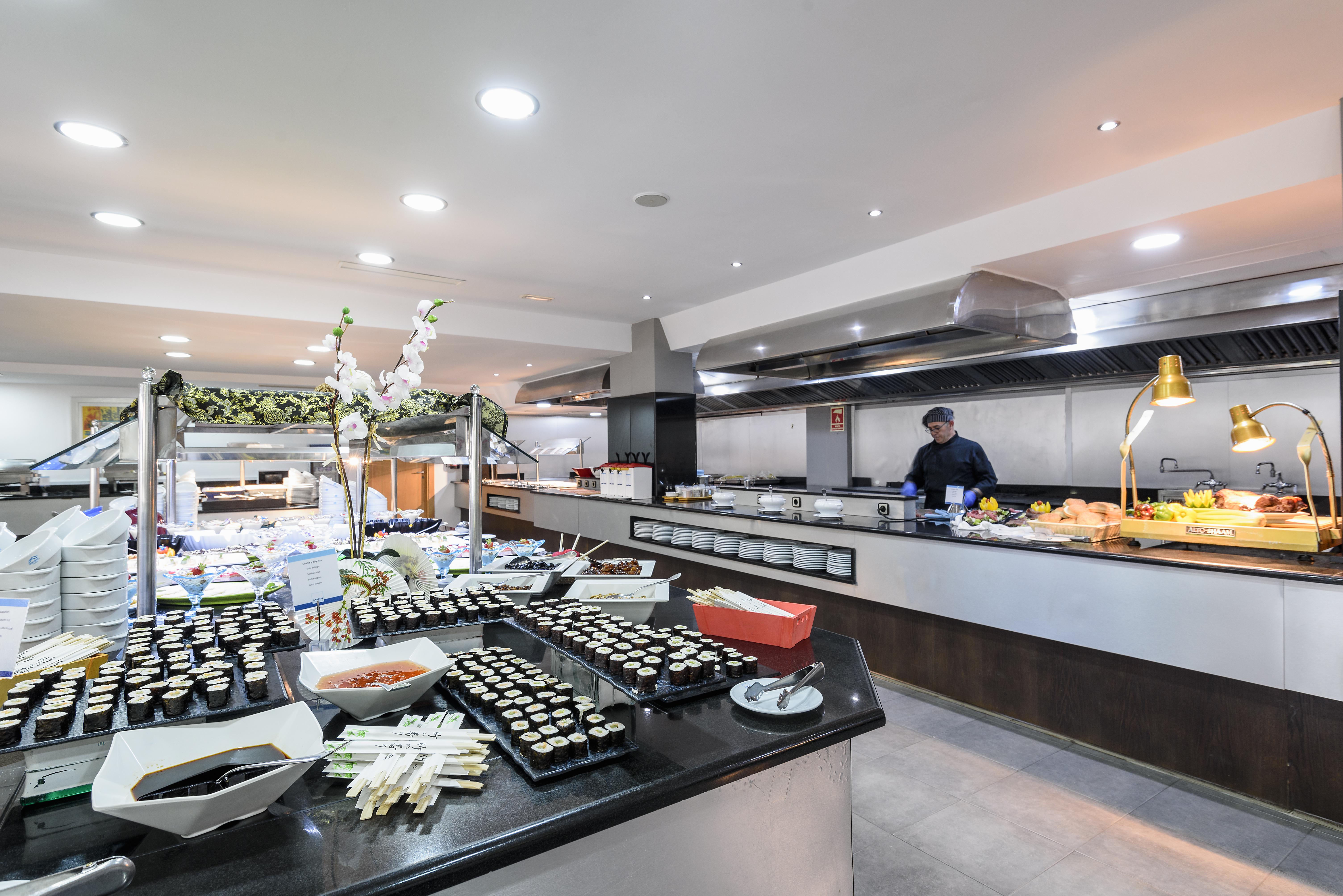Cabogata Beach Hotel Retamar  Kültér fotó Buffet at a hotel