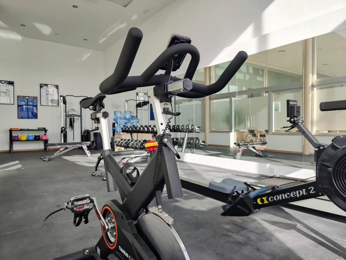 Cabogata Beach Hotel Retamar  Kültér fotó The gym at the National Training Centre, Keele University
